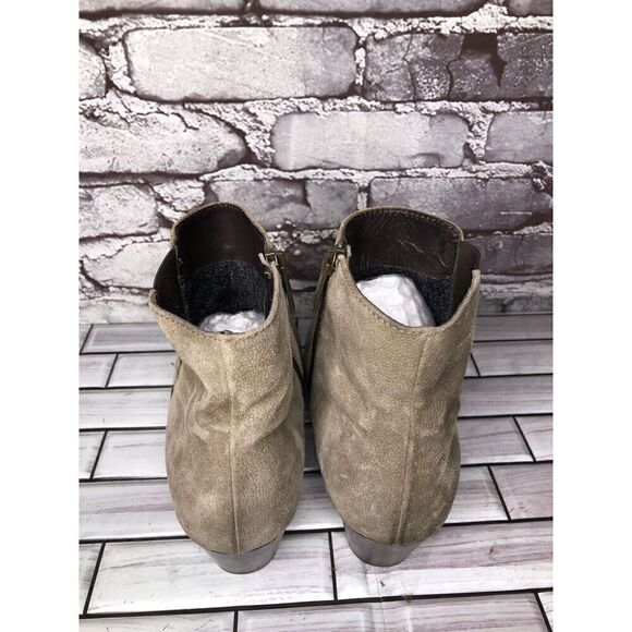 Aquatalia Taupe Suede Leather Side Zip Heel Ankle Booties Women’s Sz 10M US/41EU - Picture 8 of 16